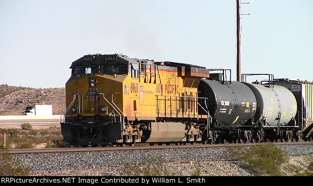 EB Manifest Frt at Erie NV W-Pshr -114